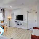 Casa De Gaia Apartment *